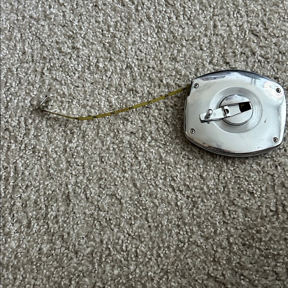 Vintage 100 ft tape measure. Klein Tools. - Picture 3 of 5